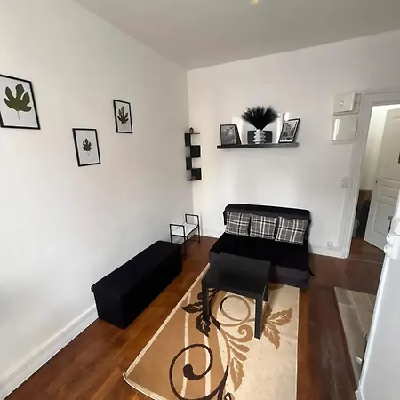 Moderne Saint-ouen-sur-seine 20 M², Vue